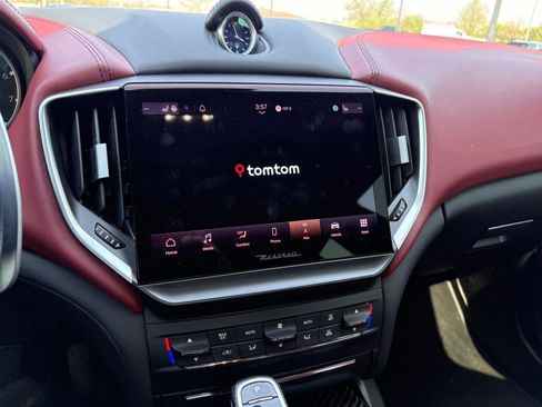 Used 2022 Maserati Ghibli Modena Q4 image 16