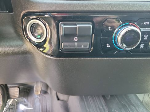 Used 2024 GMC Sierra 1500 Elevation AWD/4WD image 29