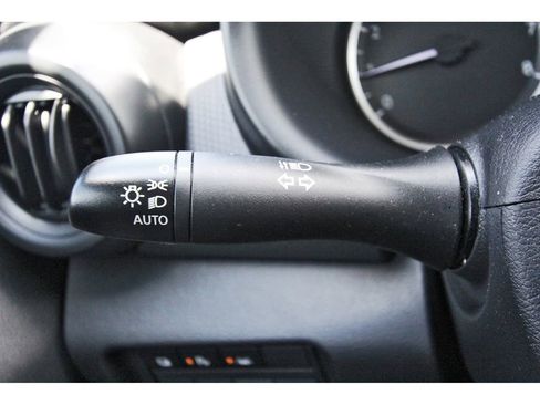 Used 2024 Nissan Kicks S image 11