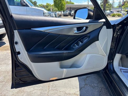 Used 2014 INFINITI Q50 w/ Moonroof Package RWD image 15