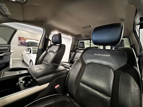 Used 2020 RAM 1500 Laramie AWD/4WD image 11