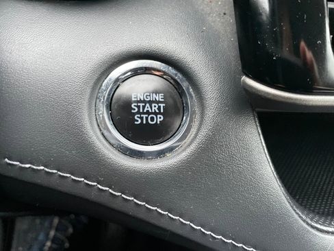 Certified 2023 Toyota Highlander L image 24