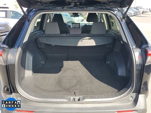 Used 2024 Toyota RAV4 XLE image 9