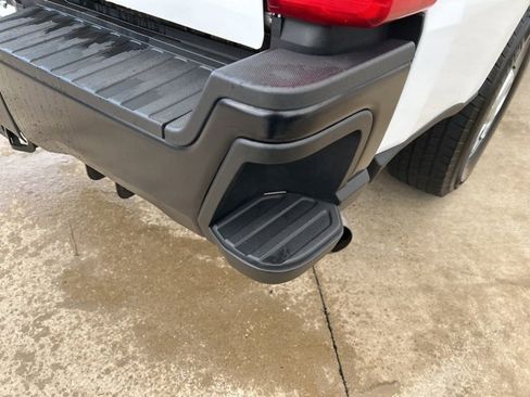 Used 2024 Ford F250 XL image 11