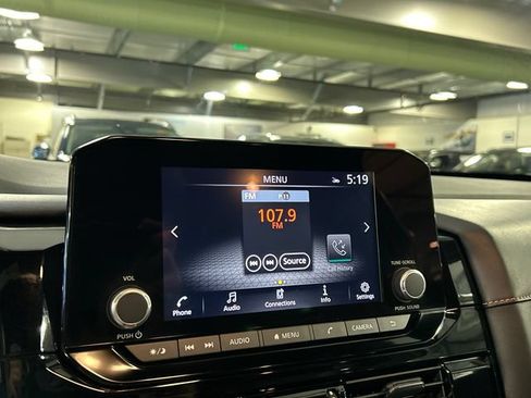 Used 2023 Nissan Pathfinder Rock Creek AWD/4WD image 16