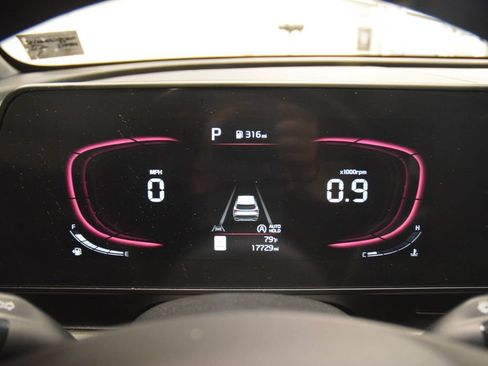 Used 2025 Kia Sportage X-Line w/ Premium Package AWD/4WD image 51