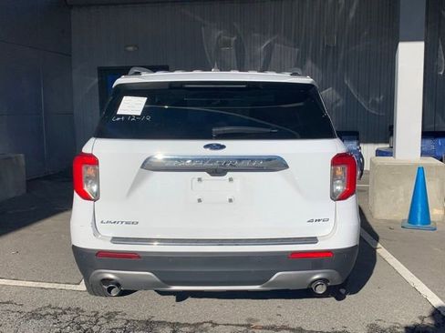 Used 2024 Ford Explorer Limited image 24