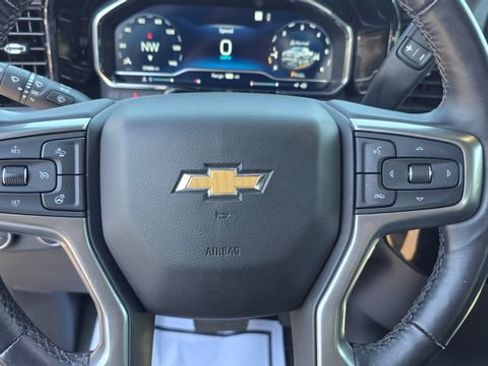 Used 2022 Chevrolet Silverado 1500 LT image 20