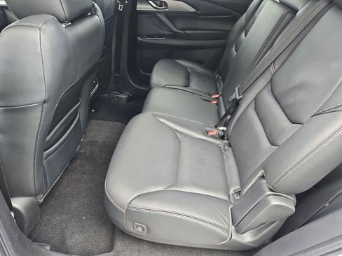 Used 2023 MAZDA CX-9 Touring Plus image 13