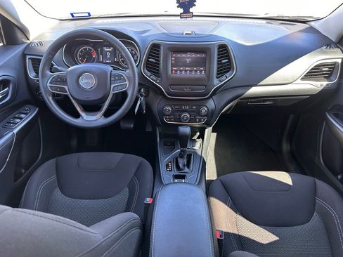 Used 2019 Jeep Cherokee Latitude w/ Popular Appearance Group image 19