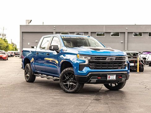 Used 2024 Chevrolet Silverado 1500 LT Trail Boss w/ LT Trail Boss Premium Package AWD/4WD image 5