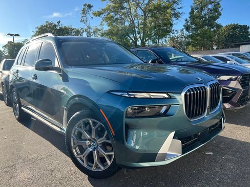 Used 2024 BMW X7 xDrive40i w/ Executive Package AWD/4WD image 4