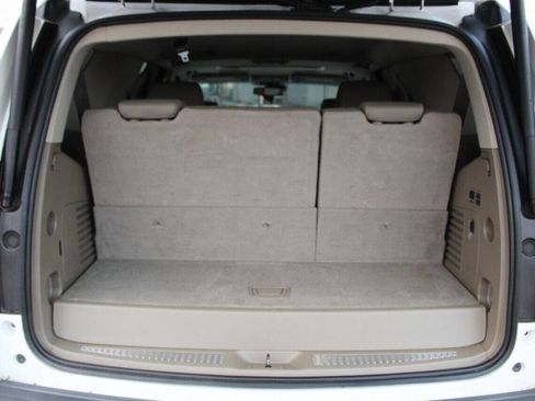 Used 2018 Chevrolet Tahoe LT w/ Luxury Package image 15