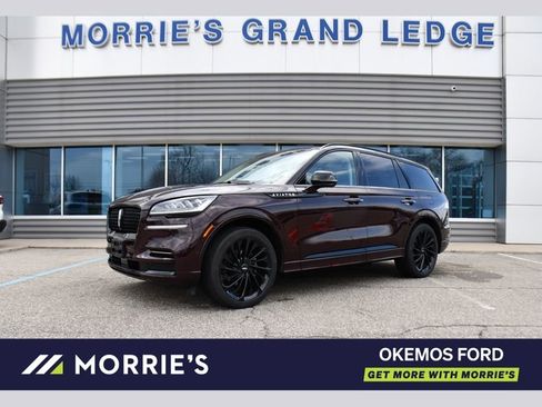 Used 2023 Lincoln Aviator Reserve w/ Jet Appearance Package AWD/4WD image 1
