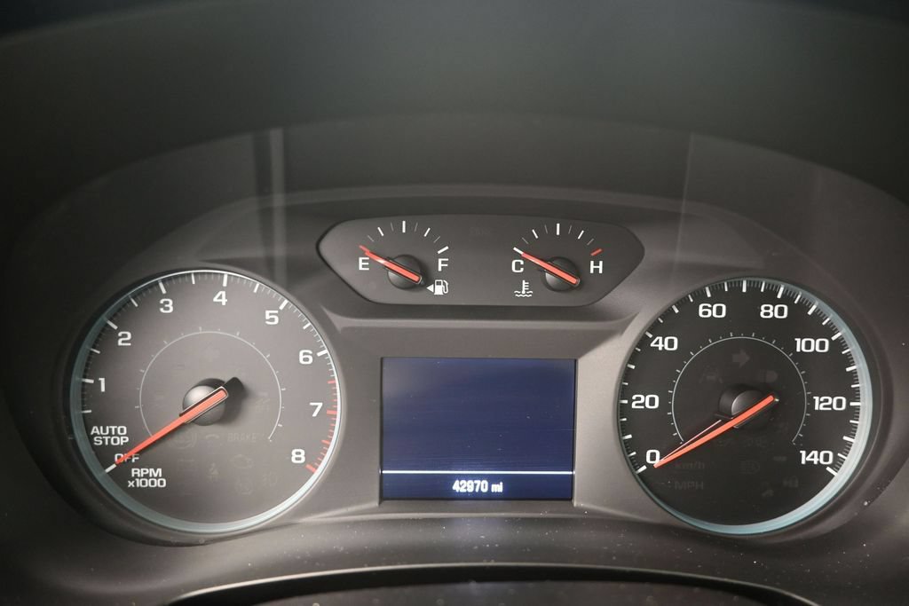 Used 2023 Chevrolet Traverse LS FWD image 11