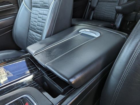 Used 2023 Cadillac Escalade V image 32