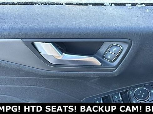 New 2026 Ford Escape SE image 24