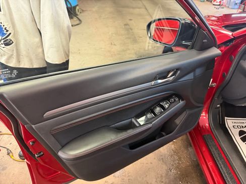 Used 2023 Nissan Altima 2.5 SR image 10