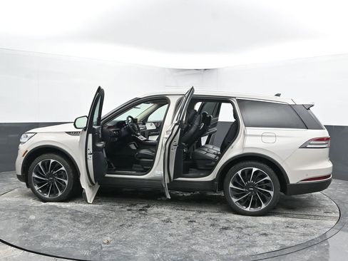Used 2024 Lincoln Aviator Reserve w/ Equipment Group 201A image 56