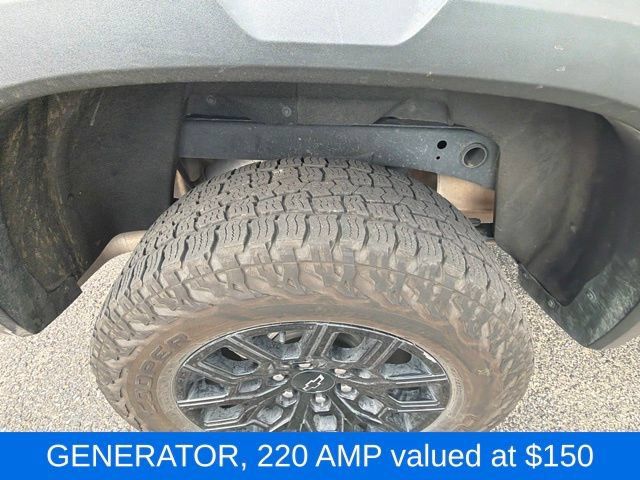 Used 2023 Chevrolet Colorado Trail Boss w/ Advanced Trailering Package AWD/4WD image 9