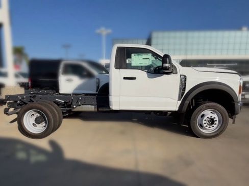 New 2024 Ford F550 4x4 Regular Cab Super Duty w/ XLT Value Package image 5