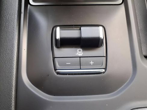 Used 2023 GMC Sierra 1500 Denali image 12