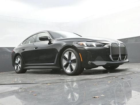 New 2026 BMW i4 eDrive40 RWD image 48