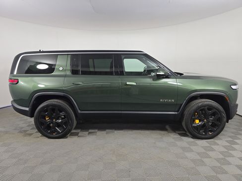 Used 2024 Rivian R1S Adventure AWD/4WD image 6