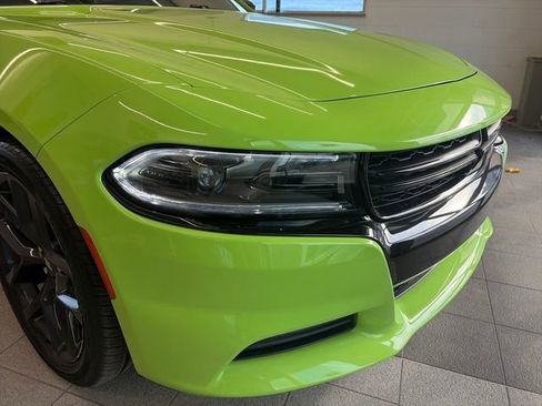 Used 2023 Dodge Charger SXT w/ Blacktop Package image 43