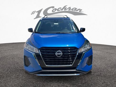 Used 2024 Nissan Kicks SV w/ Exterior Package FWD image 9