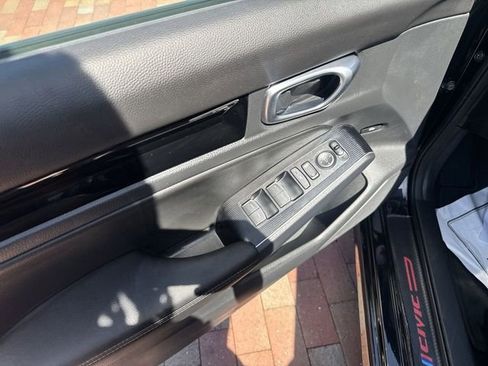 Certified 2024 Honda Civic Touring image 13