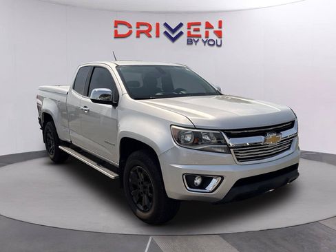 Used 2018 Chevrolet Colorado LT w/ LT Convenience Package RWD image 1