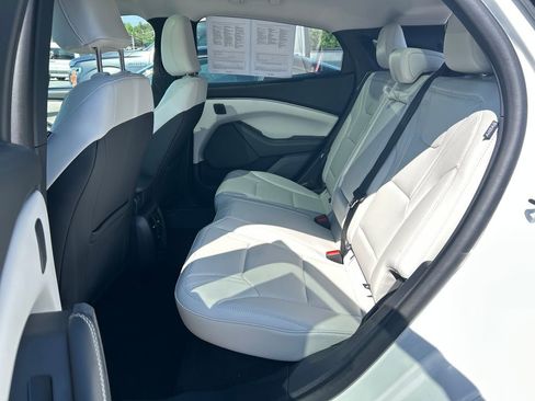 Used 2025 Ford Mustang Mach-E Premium AWD/4WD image 27