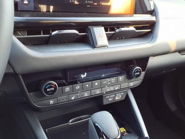 Certified 2026 Subaru Outback Touring XT AWD/4WD image 7
