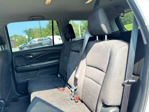 Used 2020 Honda Pilot EX image 14