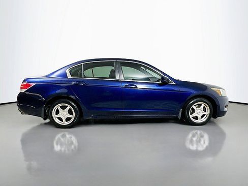 Used 2009 Honda Accord LX image 8