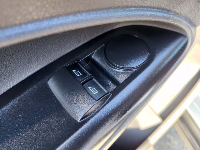 Used 2019 Ford Transit Connect XL FWD image 16