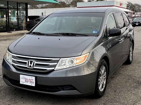 Used 2012 Honda Odyssey EX image 1
