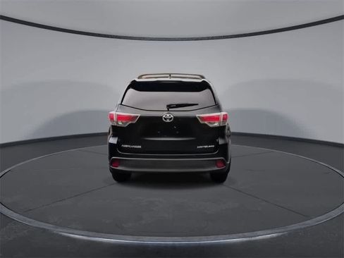 Used 2016 Toyota Highlander Limited Platinum image 7