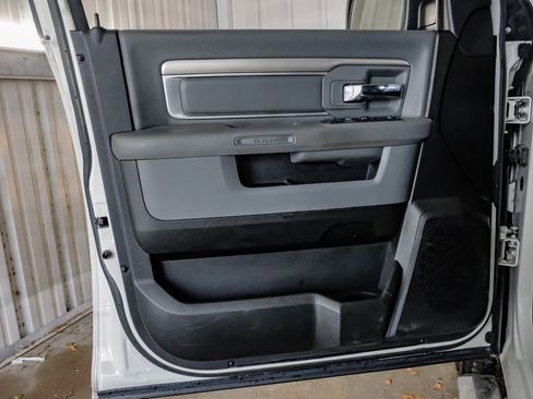 Used 2016 RAM 1500 Lone Star image 44