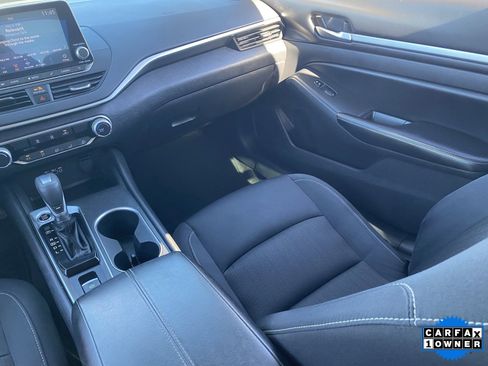 Certified 2022 Nissan Altima 2.5 SV image 17