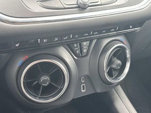 Used 2022 Chevrolet Blazer LT image 31