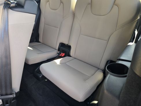 Used 2026 Volvo XC90 B6 Plus w/ Protection Package Premier AWD/4WD image 28