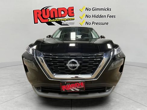 Used 2023 Nissan Rogue S AWD/4WD image 9
