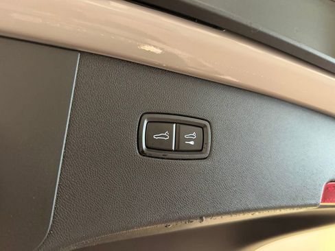 Used 2026 Porsche Cayenne Coupe AWD/4WD image 32