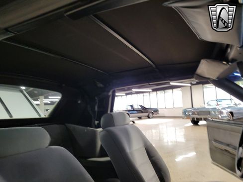 Used 1989 Ford Mustang LX image 24