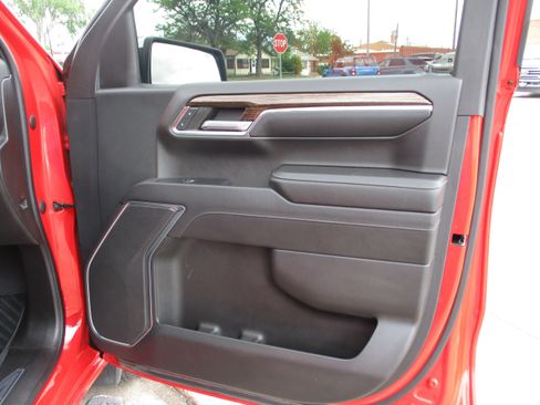 Used 2023 GMC Sierra 1500 SLE AWD/4WD image 28