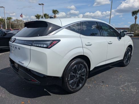 New 2026 Nissan Murano Platinum image 4