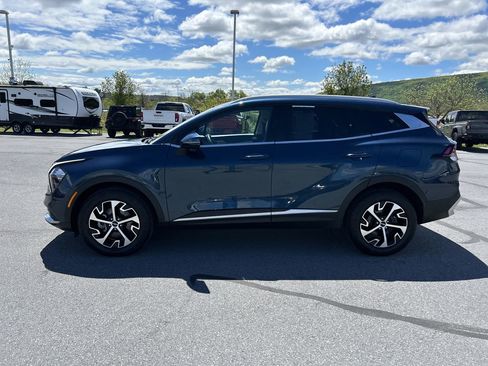 Used 2023 Kia Sportage EX AWD/4WD image 4
