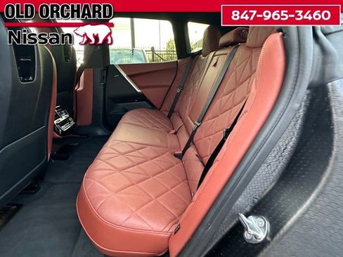 Used 2023 BMW iX xDrive50 w/ Premium Package AWD/4WD image 15